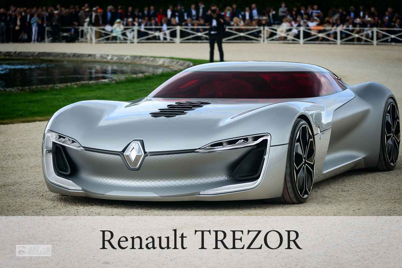 Présentation de la Renault Trezor à Chantilly